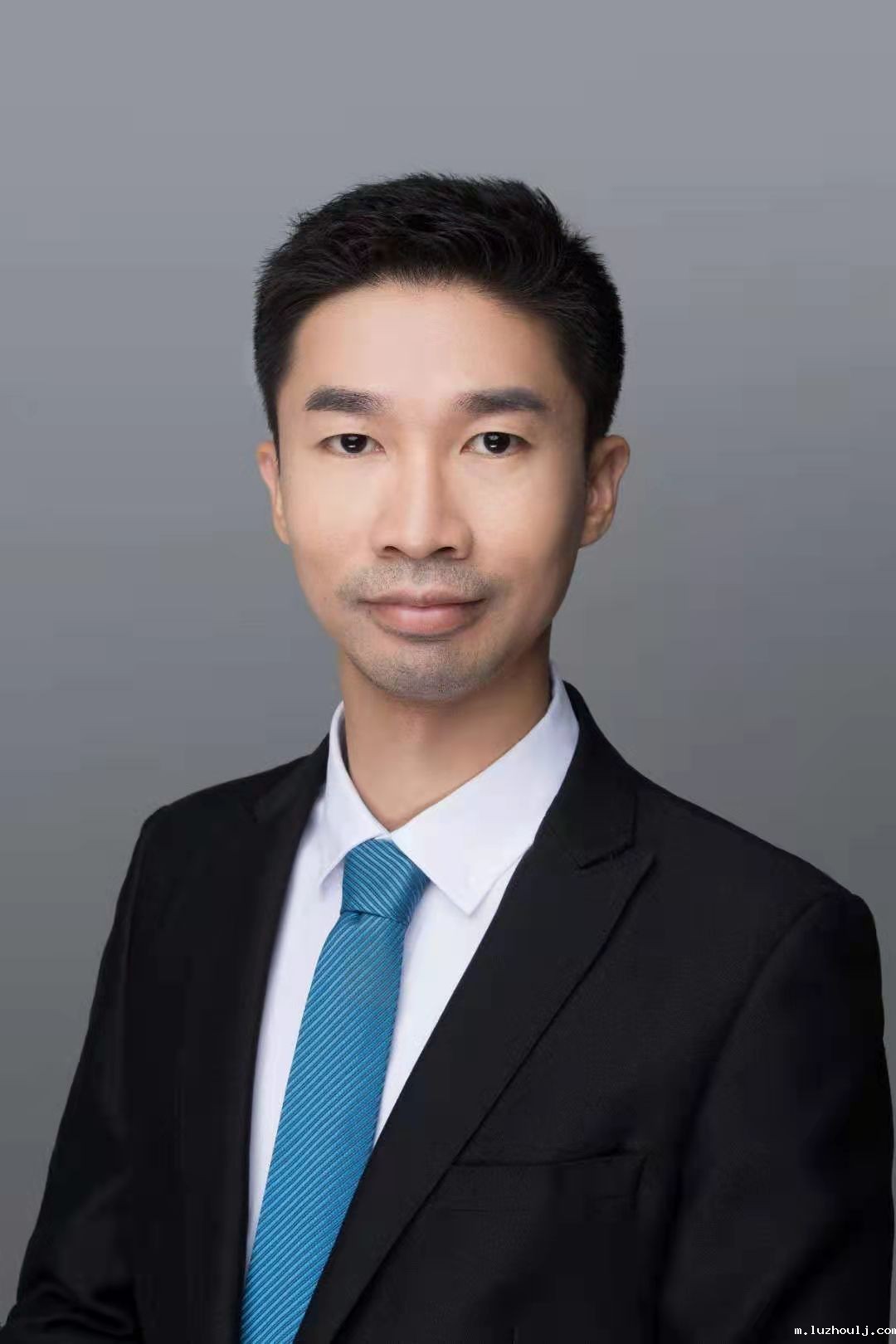 张红安.jpg 张红安.jpg